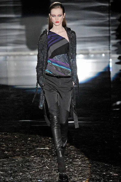 Look 29